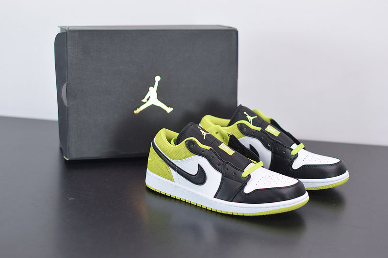 AIR JORDAN 1 LOW SURFACES IN “BLACK CYBER” - CK3022-003