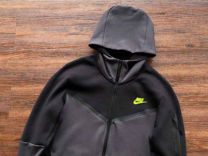 NIKE TECH FLEECE  WINDRUNNER "PRETO/VERDE NEON" 🇺🇸