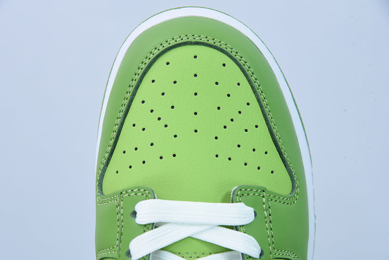 NIKE DUNK LOW "GREEN WHITE" - DJ6188-300