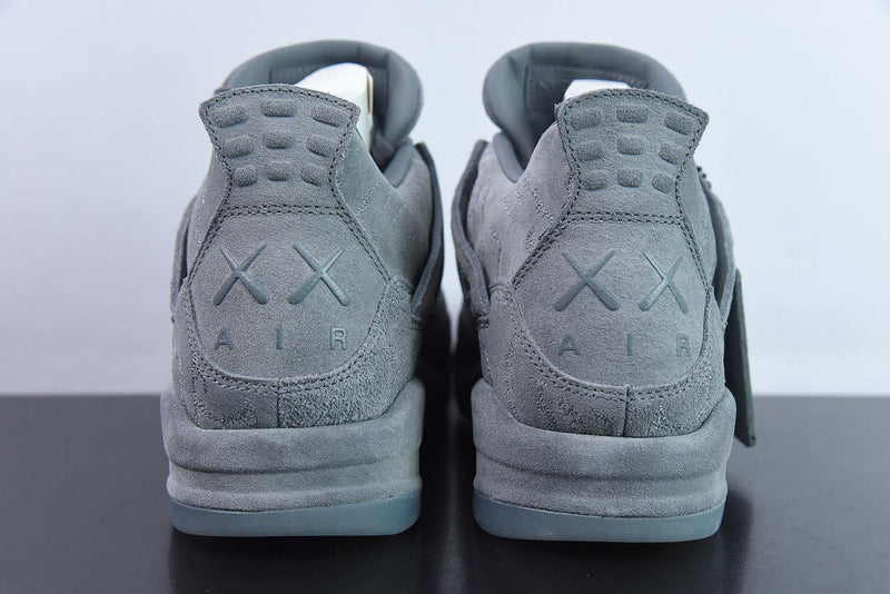 AIR JORDAN 4 x KAWS "DARK GREY"