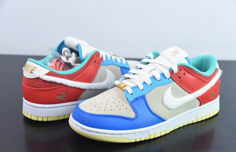 NIKE DUNK LOW "YEAR OF THE RABBIT" -  FD4203-111