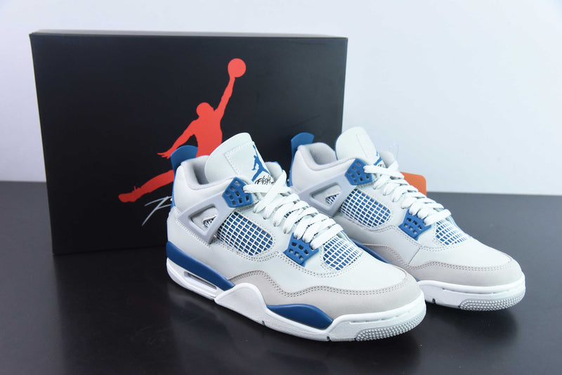 AIR JORDAN 4 RETRO "MILITARY BLUE"