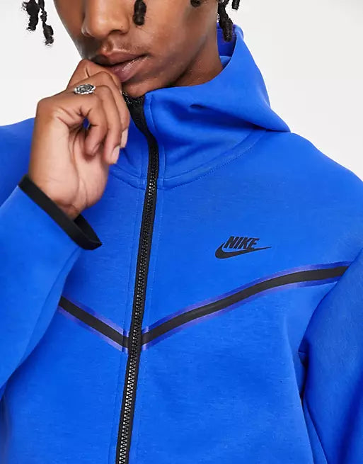 NIKE TECH FLEECE  WINDRUNNER "AZUL" 🇺🇸