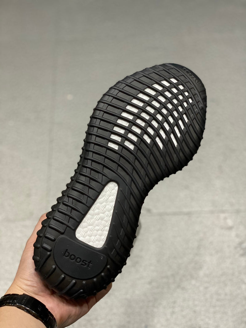 YEEZY BOOST 350 "BLACK"