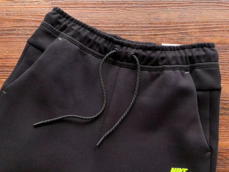 NIKE TECH FLEECE  WINDRUNNER "PRETO/VERDE NEON" 🇺🇸