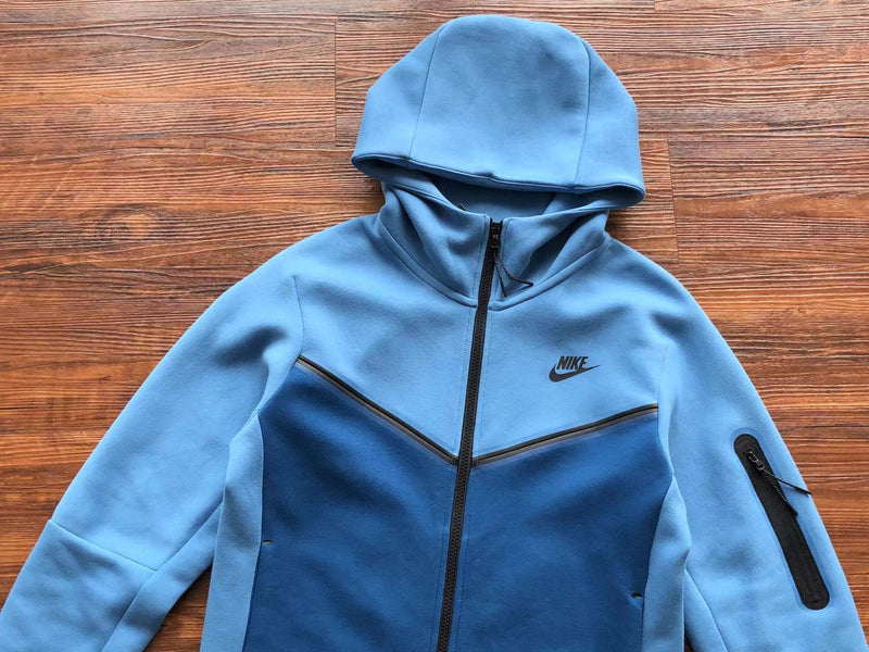 NIKE TECH FLEECE  WINDRUNNER "AZUL BEBÊ/AZUL" 🇺🇸