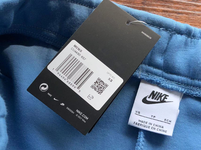 NIKE TECH FLEECE  WINDRUNNER "AZUL BEBÊ/AZUL" 🇺🇸