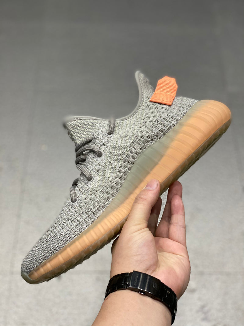 YEEZY BOOST 350 "TAIL LIGHT"