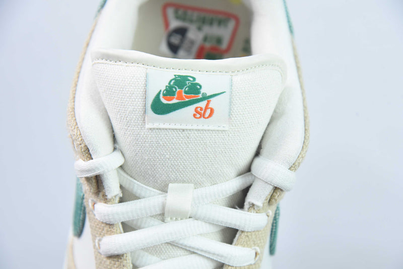 NIKE SB DUNK LOW x JARRITOS - FD0860-001 🇺🇸