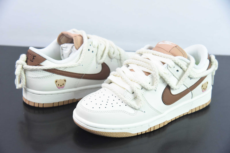 NIKE DUNK LOW "BEAR COOKIES"