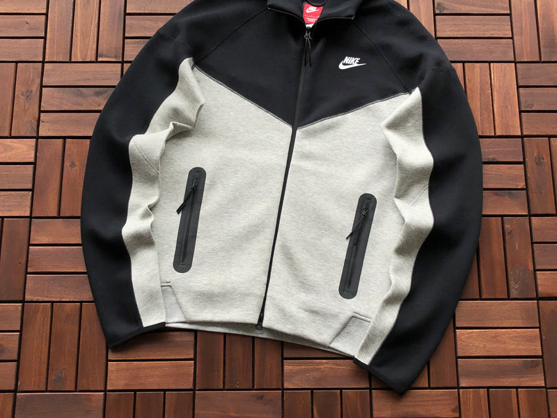 NIKE TECH FLEECE  WINDRUNNER "PRETO/CINZA" 🇺🇸