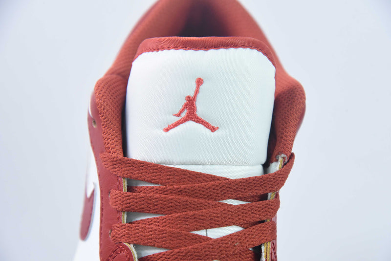 AIR JORDAN 1 LOW "DUNE RED"