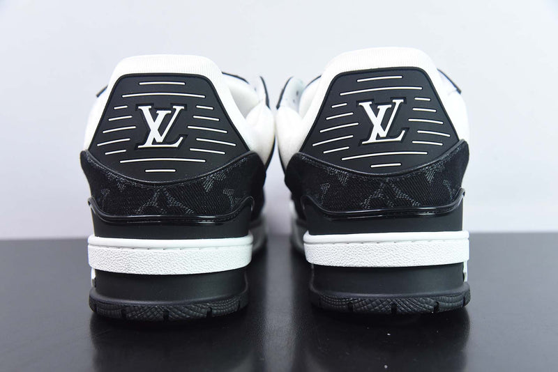 LV TRAINER V1 "BLACK"