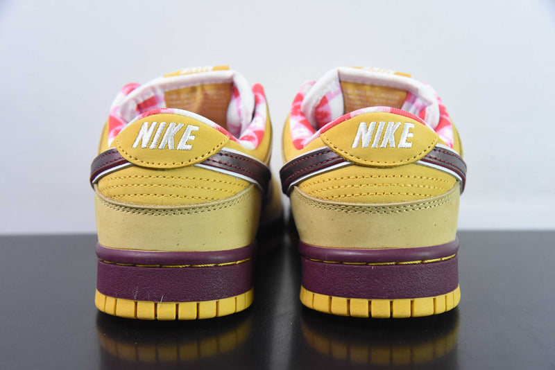 NIKE SB DUNK LOW PRO x CONCEPTS "YELLOW LOBSTER"