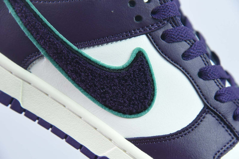 NIKE DUNK LOW RETRO "CHENILLE SWOOSH" PURPLE - DQ7683-100