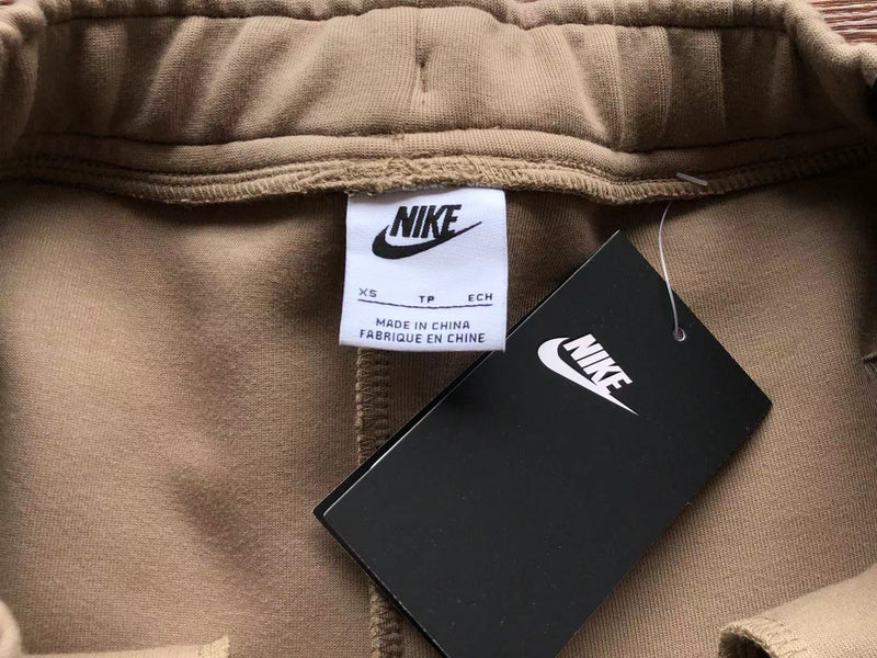 NIKE TECH FLEECE  WINDRUNNER "BEIGE/BRANCO" 🇺🇸