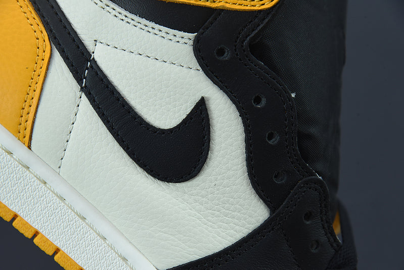 AIR JORDAN 1 HIGH “YELLOW TOE”