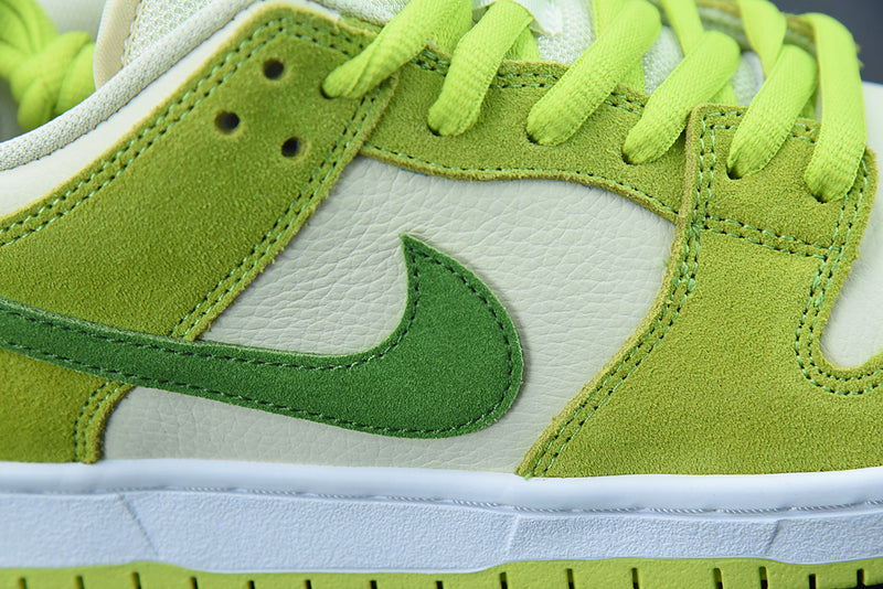 NIKE SB DUNK LOW PRO "GREEN APPLE" - DM0807-300