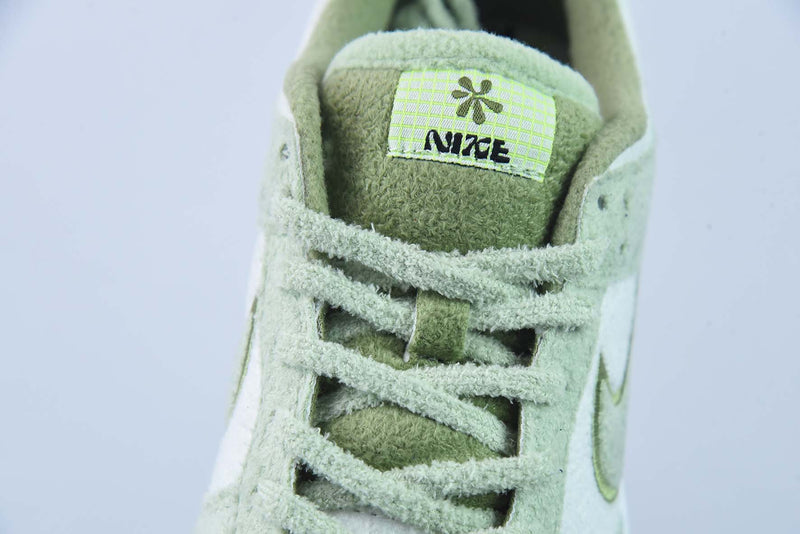 NIKE DUNK LOW "FLEECE"  - DQ7579-300