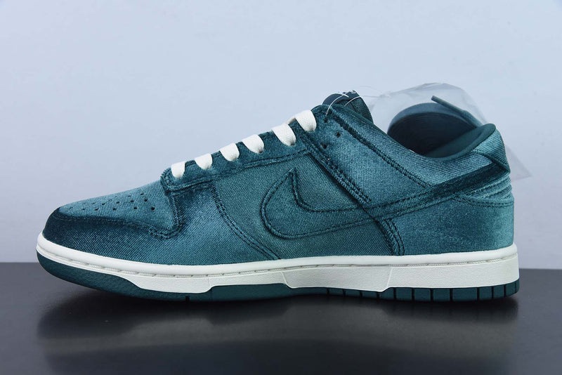 NIKE DUNK LOW "DARK TEAL VELVET"  - DZ5224-300