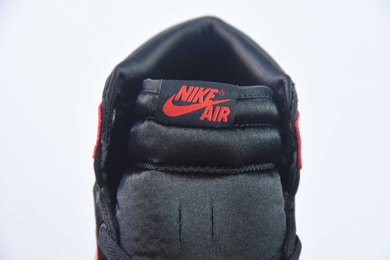 AIR JORDAN 1 HIGH OG “SATIN BRED" FD4810-061