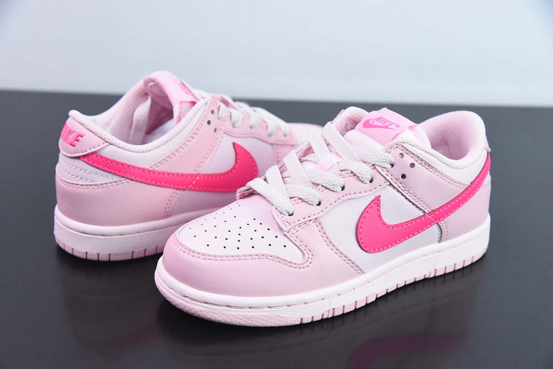 NIKE DUNK LOW "TRIPLE PINK" - DC9564-111