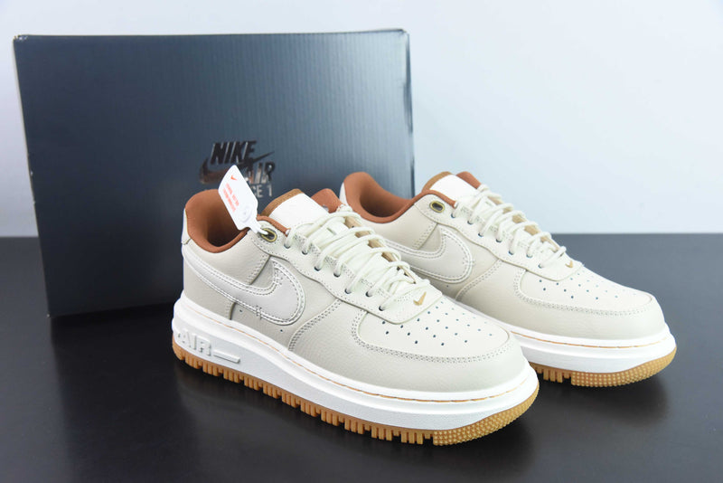 AIR FORCE 1  "LUXE PEARL"