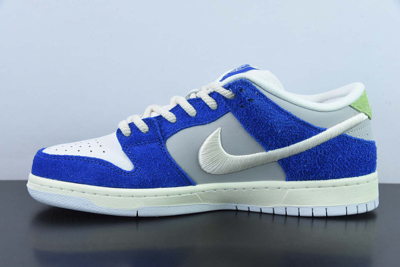 NIKE SB DUNK LOW x FLY STREETWEAR  - DQ5130-400