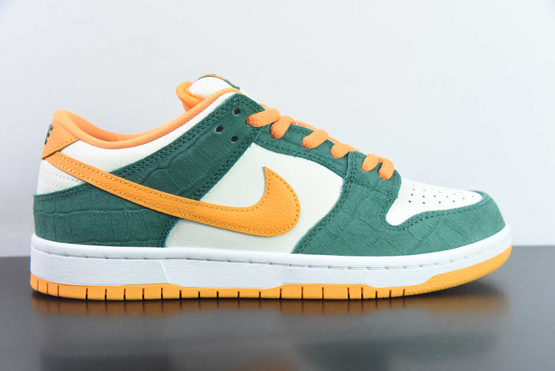 NIKE DUNK LOW “LEGION PINE”