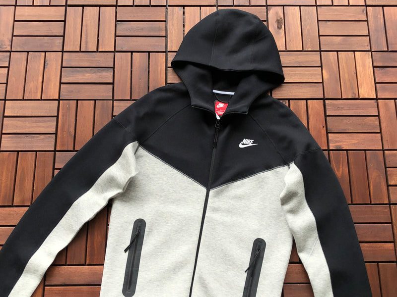 NIKE TECH FLEECE  WINDRUNNER "PRETO/CINZA" 🇺🇸