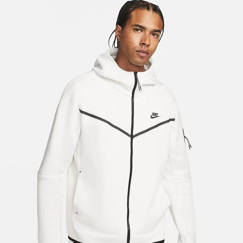 NIKE TECH FLEECE  WINDRUNNER "BRANCO" 🇺🇸