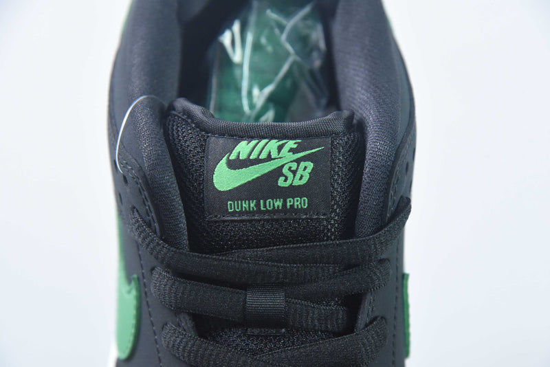 NIKE SB DUNK LOW PRO "GREEN FOG"