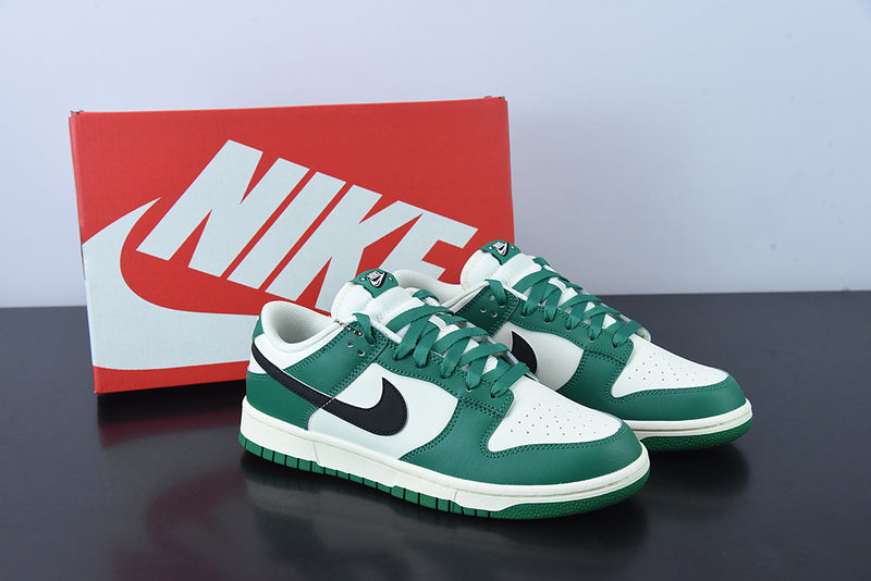 NIKE DUNK LOW "LOTTERY" - DR9654-100