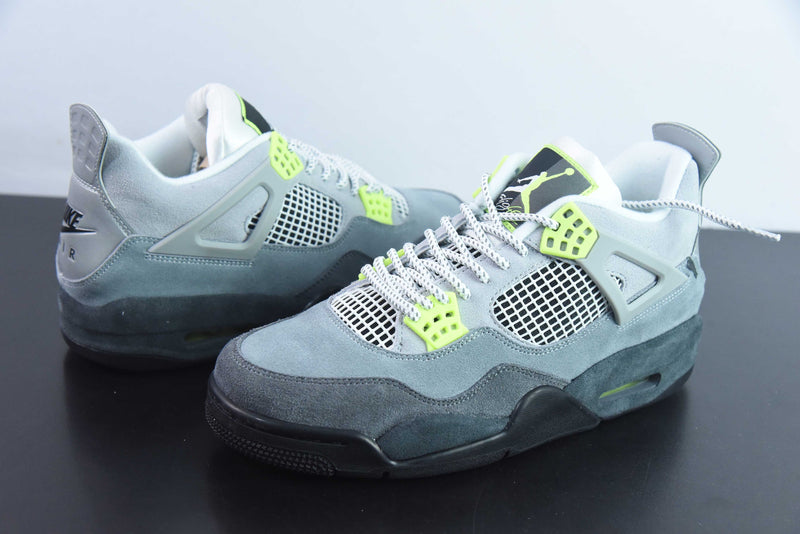 AIR JORDAN 4 RETRO SE 95 "NEON"