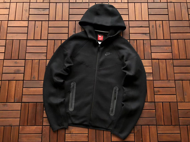 NIKE TECH FLEECE  WINDRUNNER "PRETO" 🇺🇸