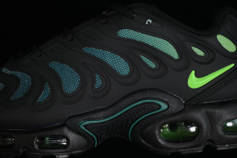 AIR MAX PLUS DRIFT 2024 "BLACK & GREEN STRIPE" - FD4290-006 🇺🇸